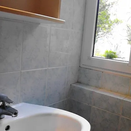 別荘 Holiday House In With Air Conditioning, Wifi サマティン